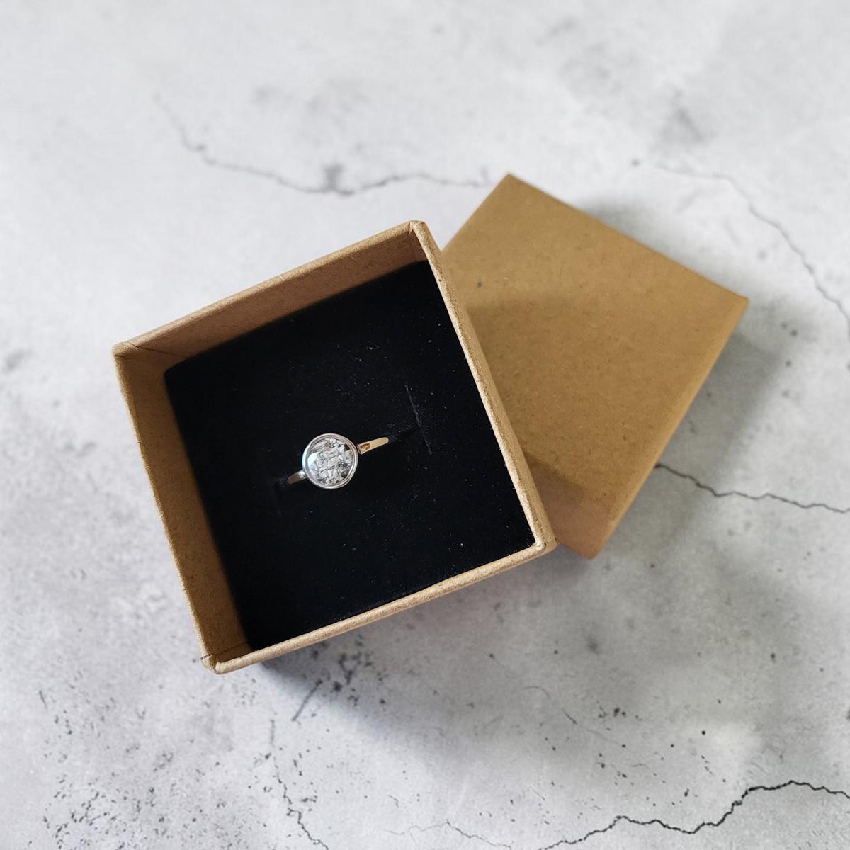 Round Solitaire Cremation Ash Ring - Stainless Steel Memorial Keepsake Jewelry 6mm